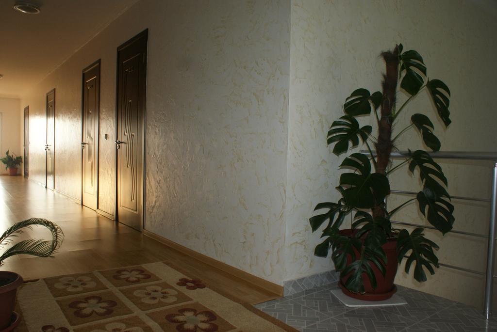 Kvariati - Guest House Luaran gambar