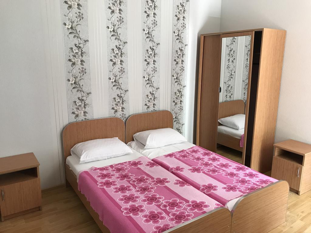 Kvariati - Guest House Luaran gambar